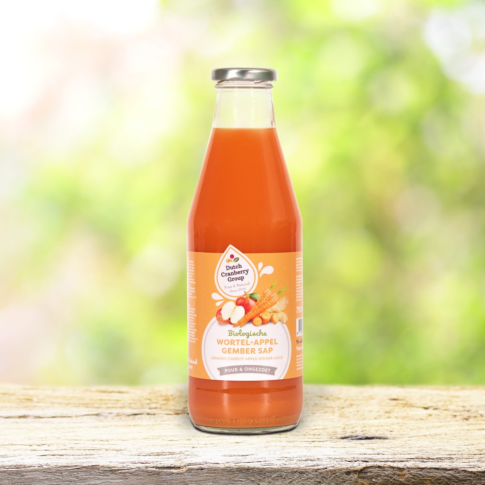 Wortelsap met appel en gember 6st. BIO 750ml. Dutch Cranberry 